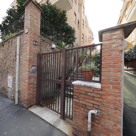 San Pietro City Center Close To The Subway 罗马 外观 照片